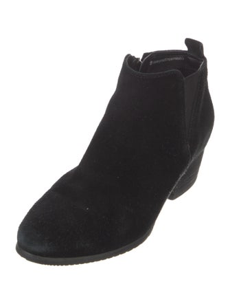 blondo Suede Chelsea Boots