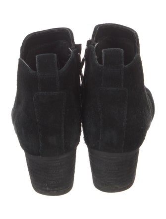 blondo Suede Chelsea Boots