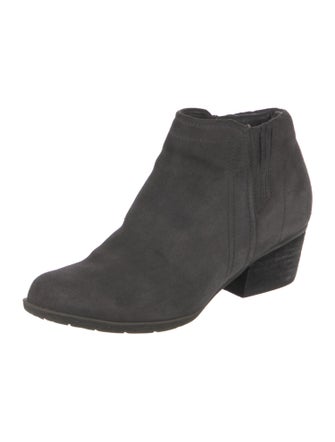 blondo Suede Chelsea Boots