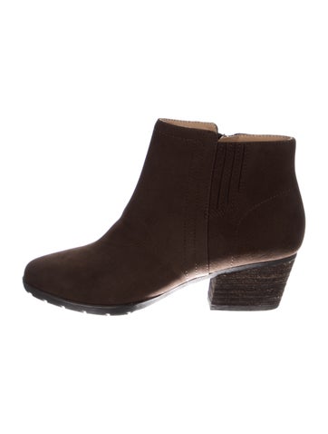 Pre-owned Blondo Suede Chelsea Boots In Brown