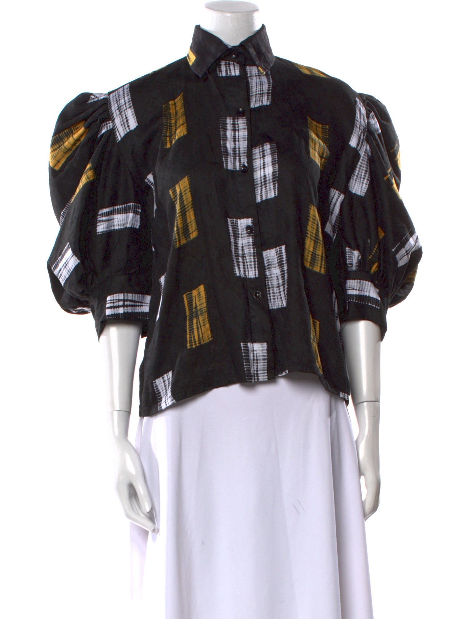 Busayo Printed Three-Quarter Sleeve Button-Up Top