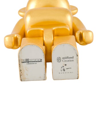 Bearbrick Hira Oshi Pure Gold Leaf Kutani 400%