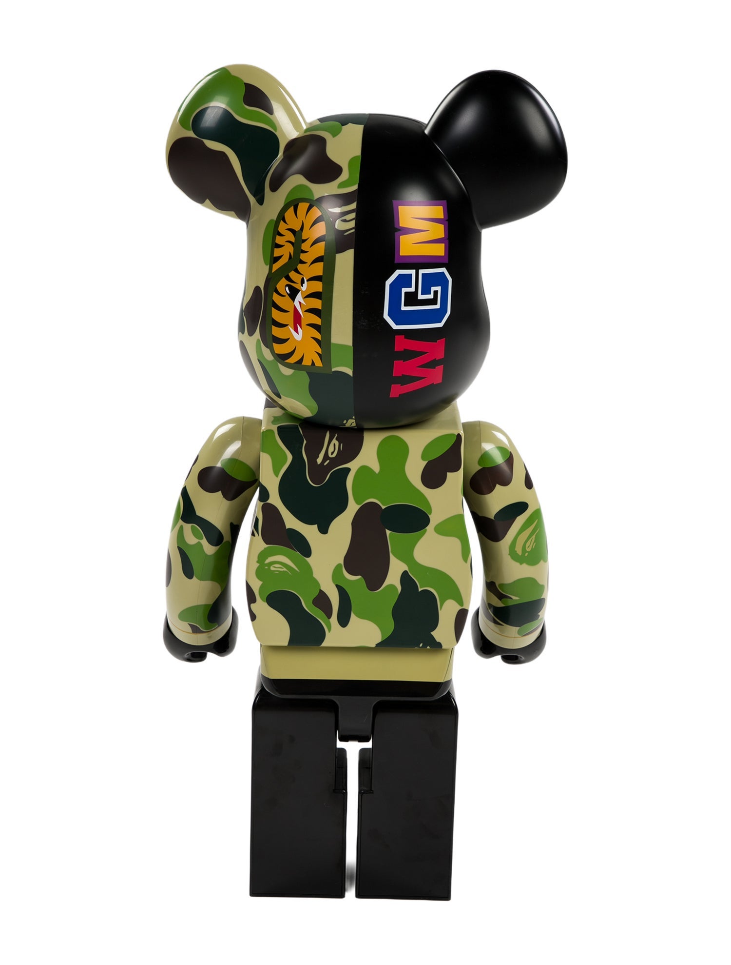 Bearbrick x BAPE Camo Shark 1000% Figurine