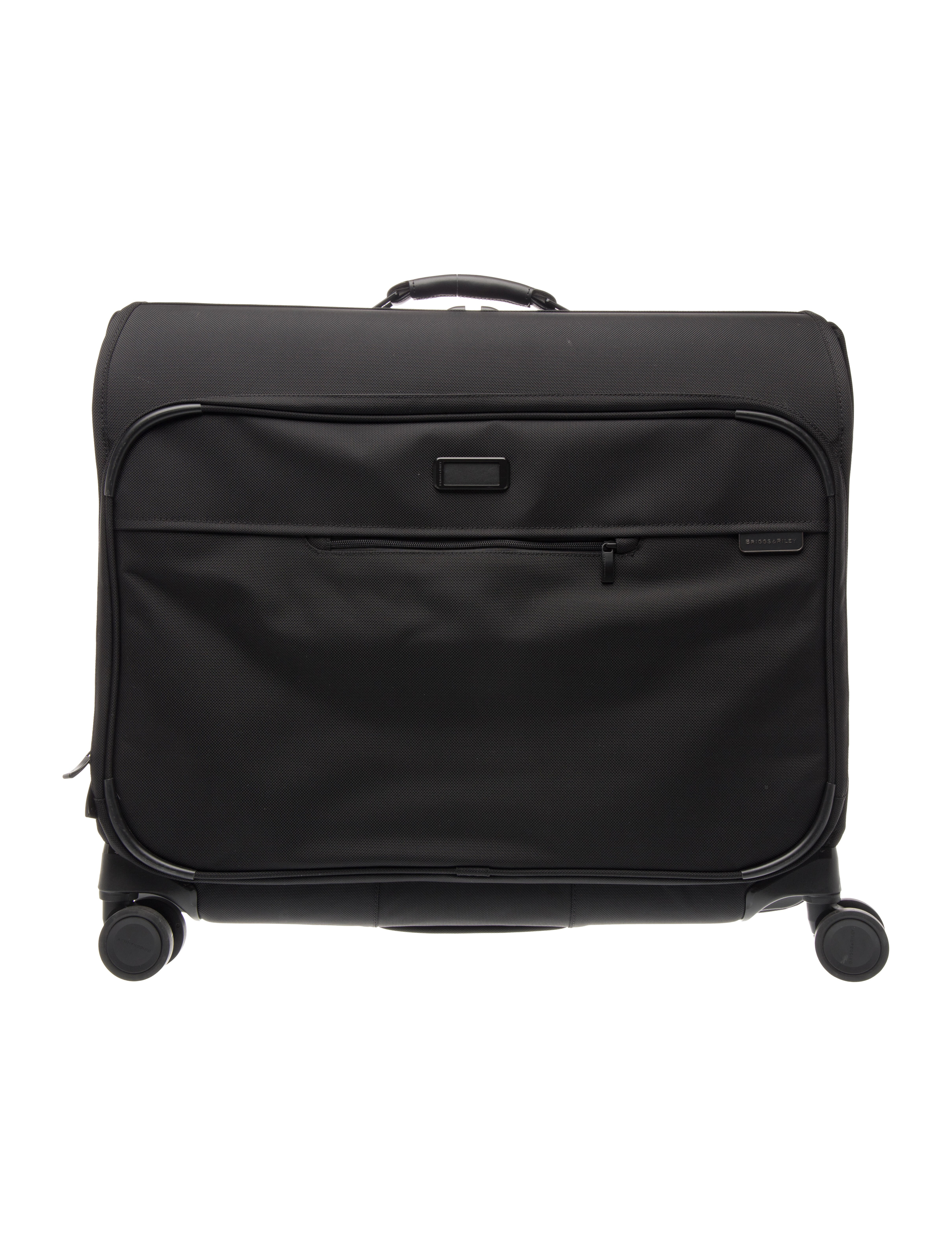 Briggs & Riley wide roller carry-on
