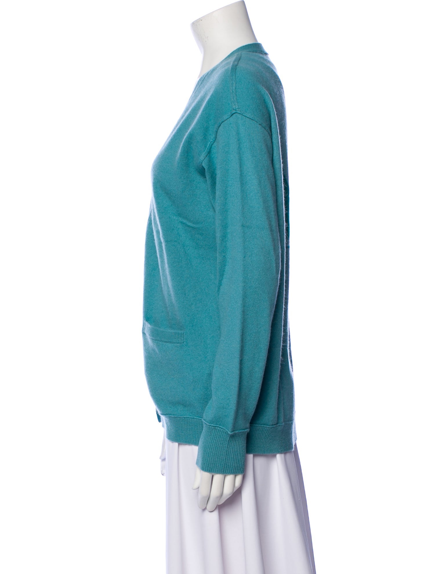 Brazeau Tricot Cashmere V-Neck Sweater