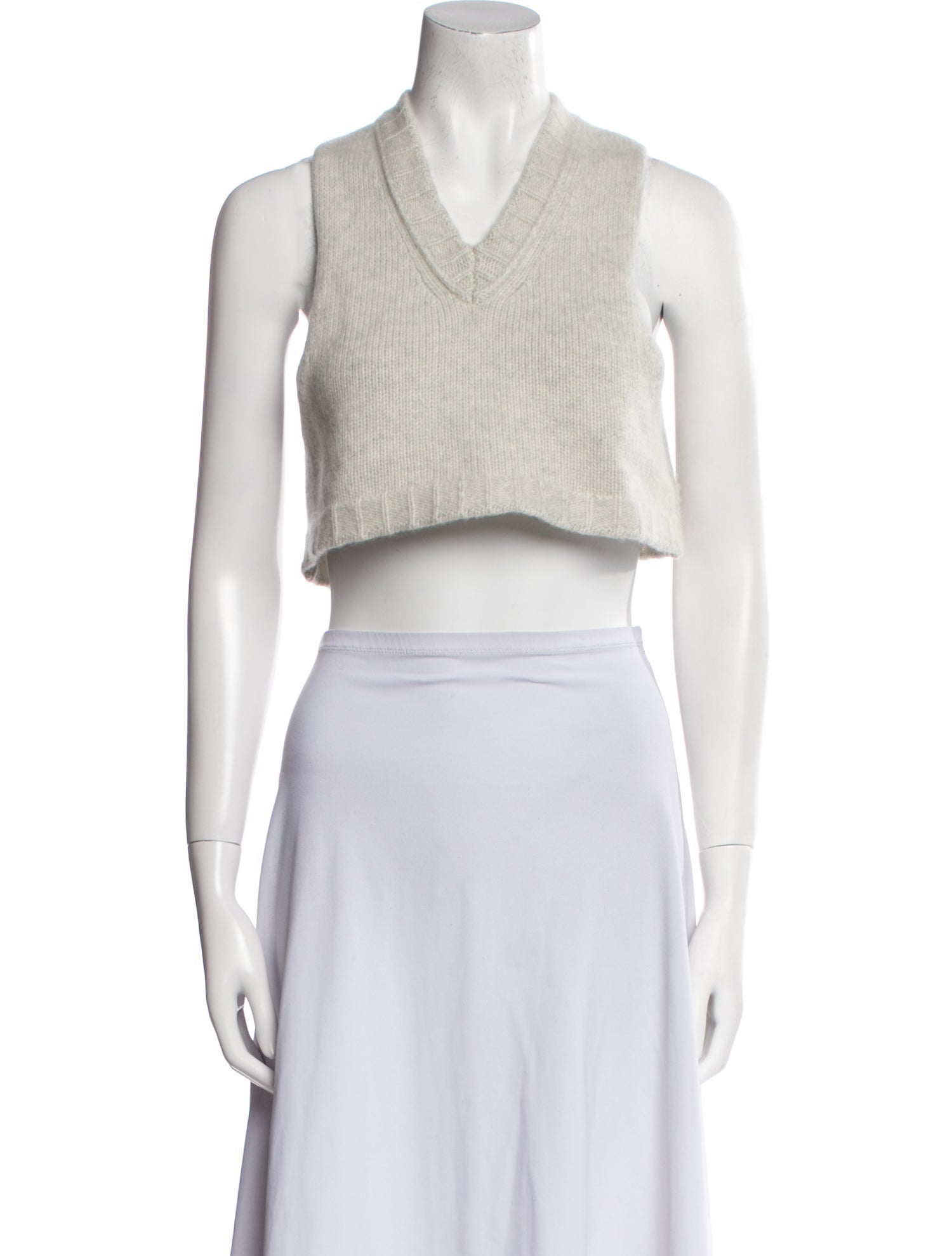 Brazeau Tricot V-Neck Sweater