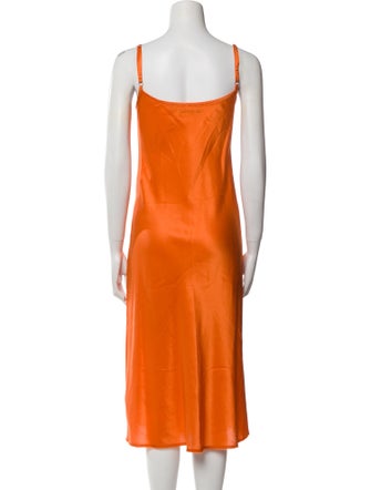 Brazeau Tricot Scoop Neck Knee-Length Dress