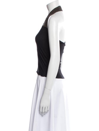 Baserange V-Neck Sleeveless Crop Top