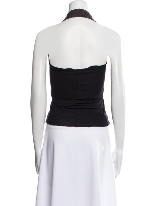 Baserange V-Neck Sleeveless Crop Top