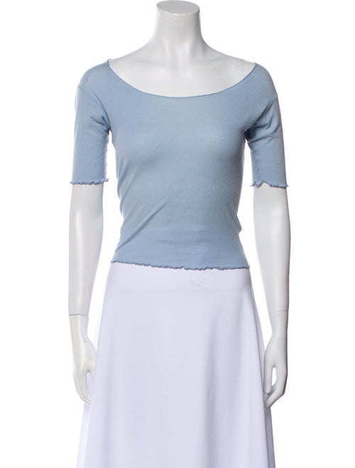 Baserange Off-The-Shoulder Short Sleeve Crop Top