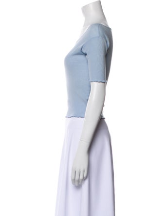 Baserange Off-The-Shoulder Short Sleeve Crop Top