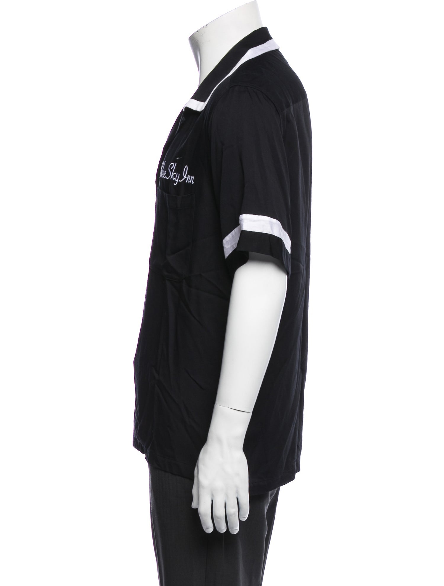 Blue Sky Inn Graphic Print Short Sleeve Shirt