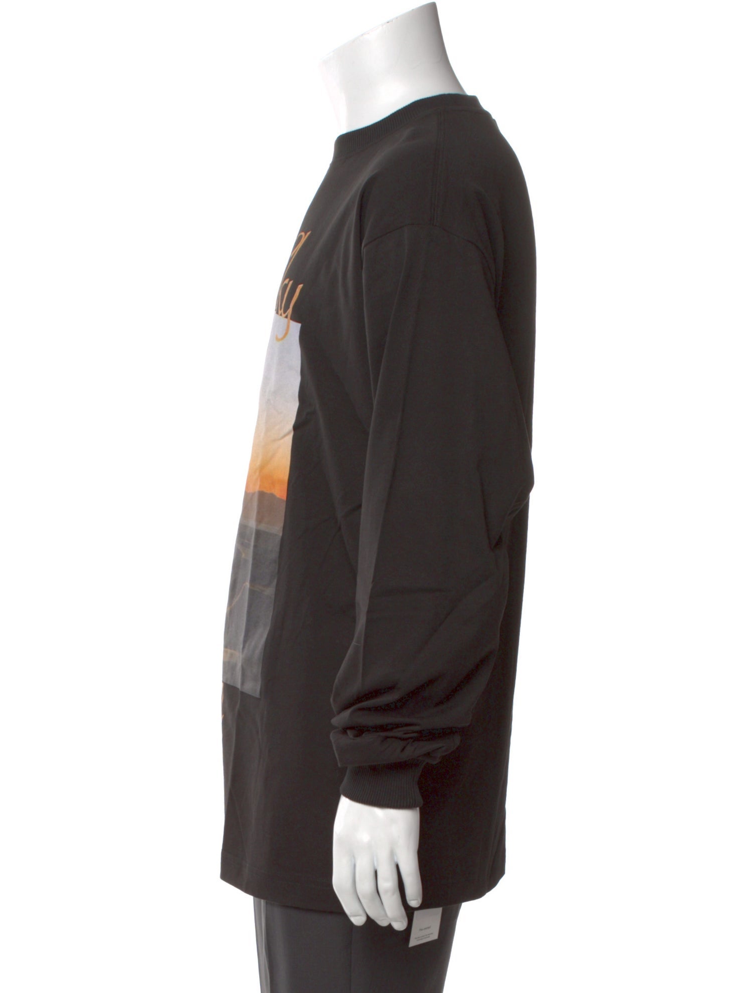 Blue Sky Inn Graphic Print Crew Neck T-Shirt