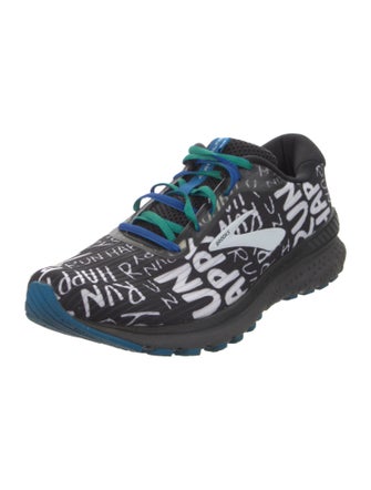 Brooks Printed Athletic Sneakers
