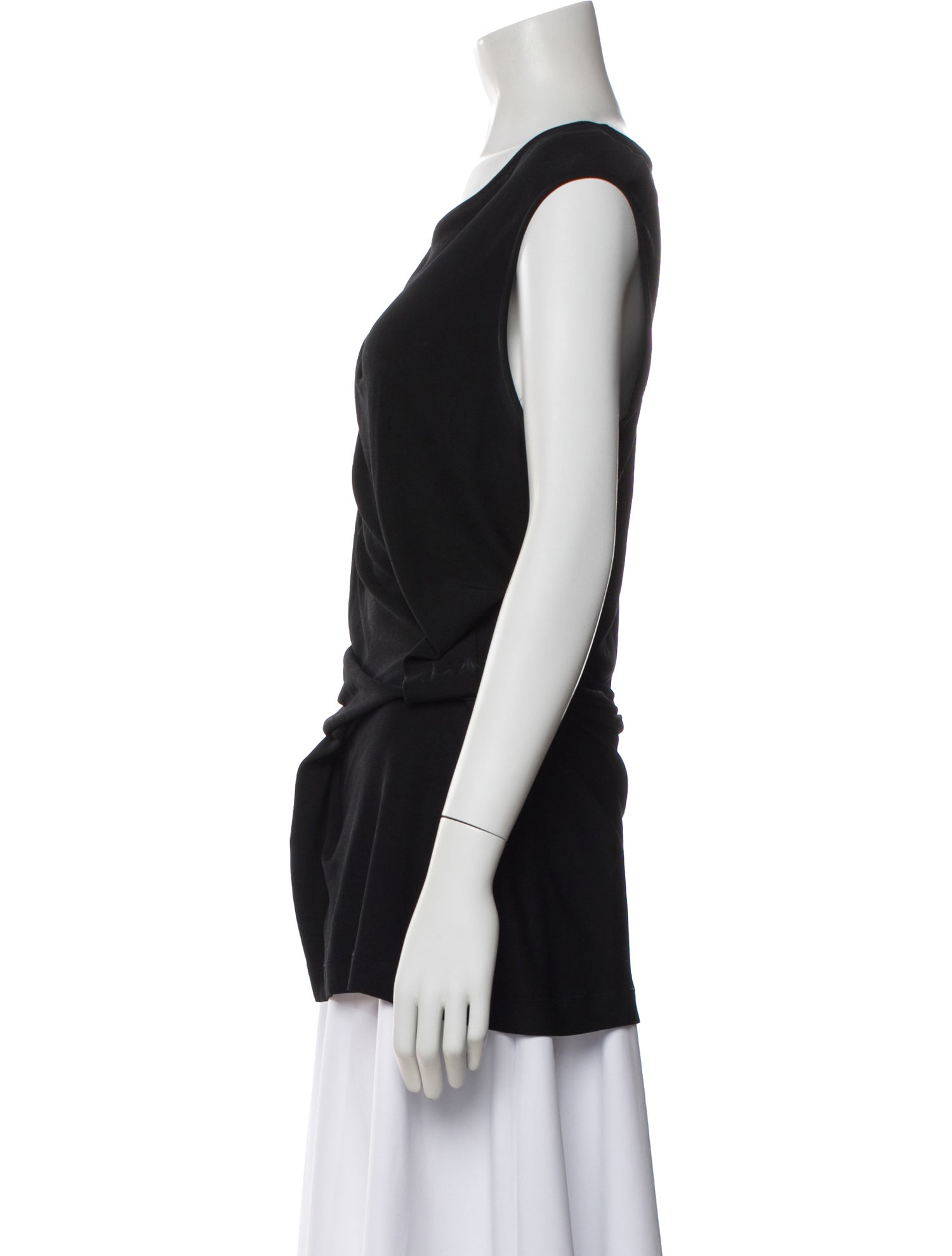 Basso & Brooke Scoop Neck Short Sleeve Top