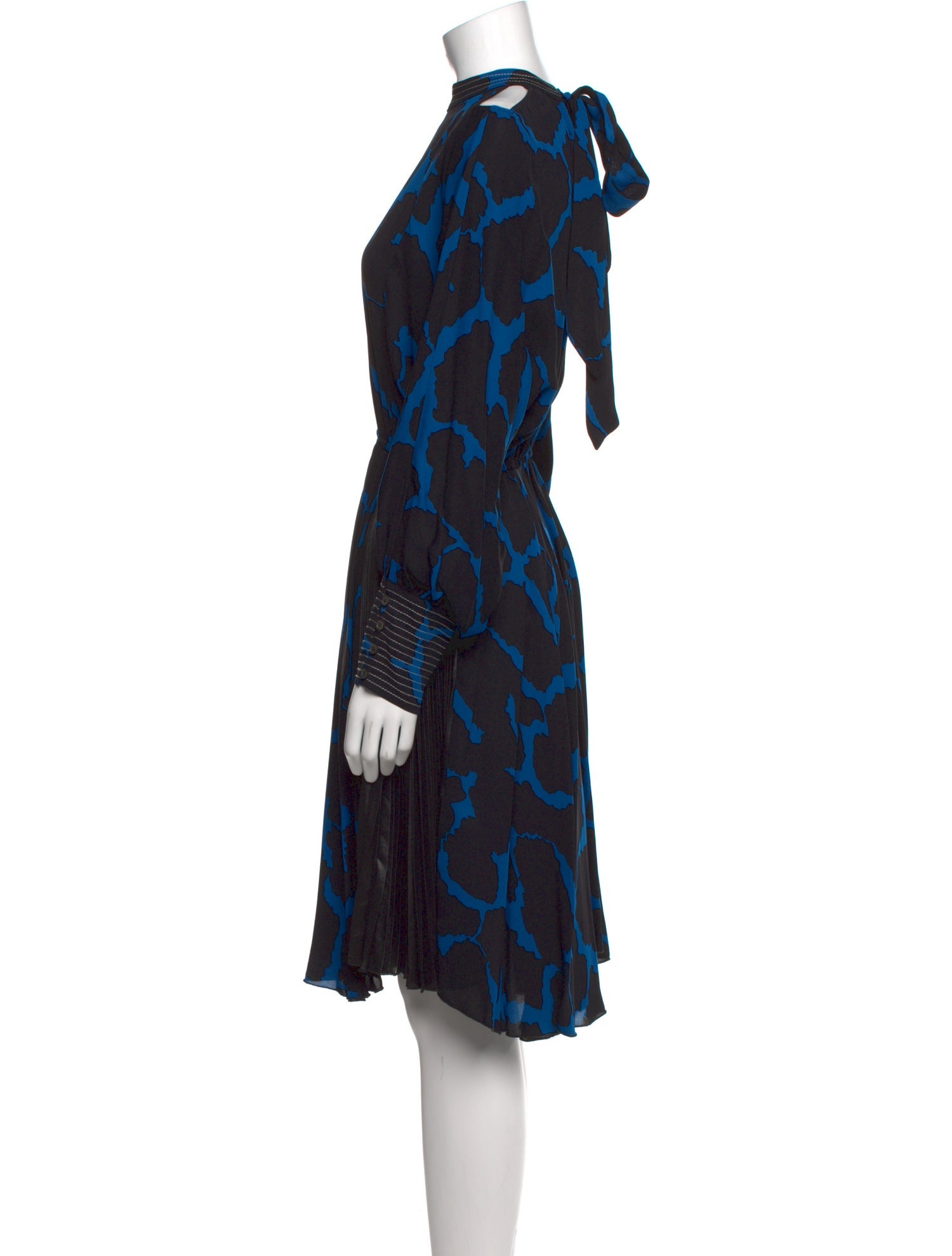 Beatrice B Printed Knee-Length Dress