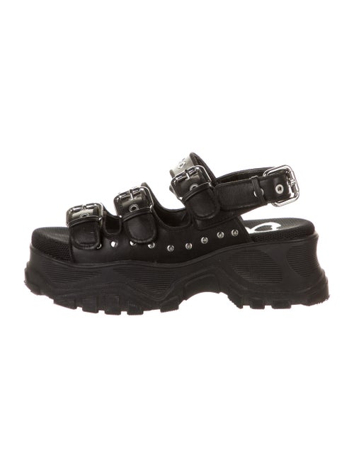 Buffalo London Leather Studded Accents Sandals Bla