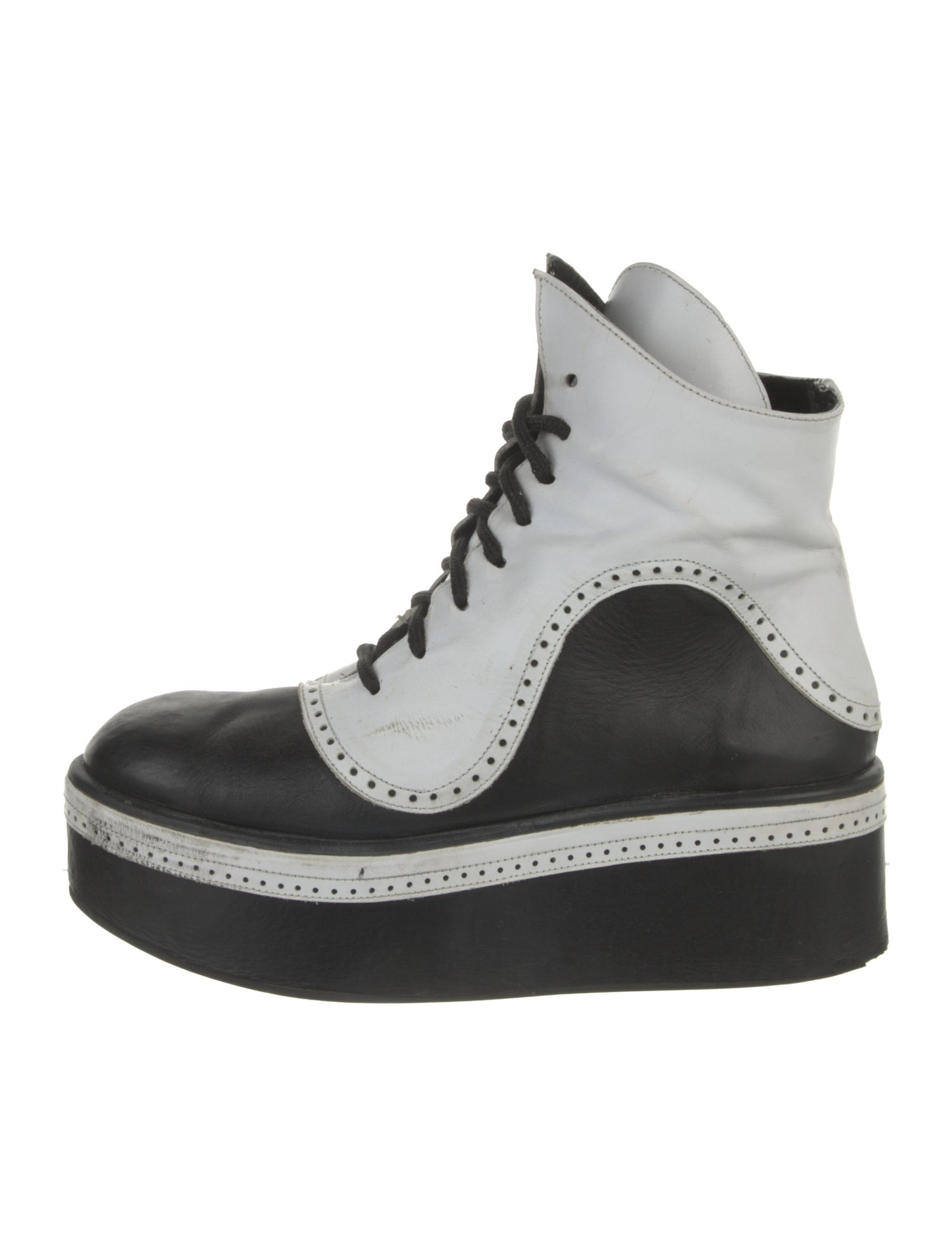 Buffalo London Leather Lace-Up Boots
