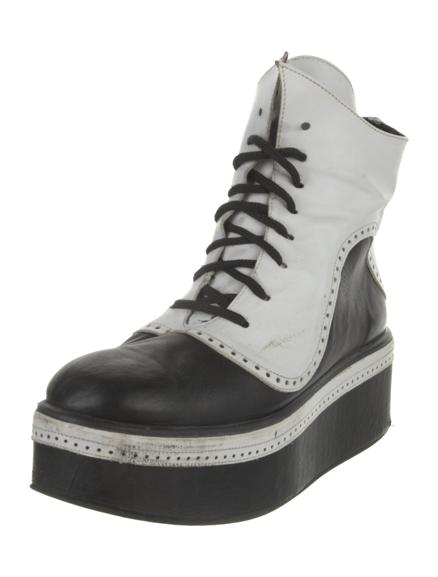 Buffalo London Leather Lace-Up Boots