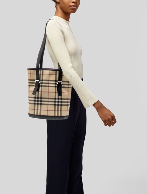 Burberry Nova Check Shoulder Bag