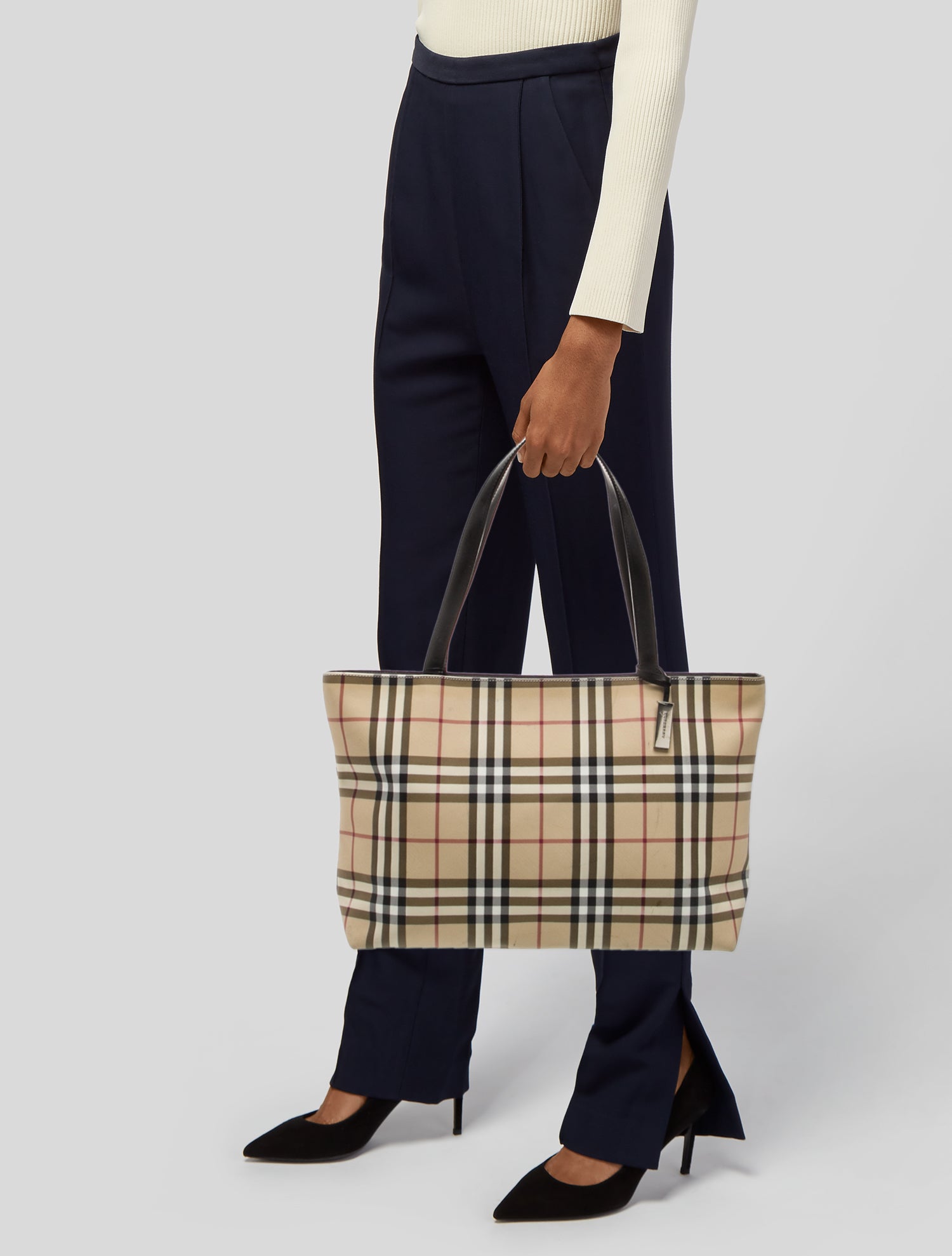 Burberry London Nova Check Shoulder Bag