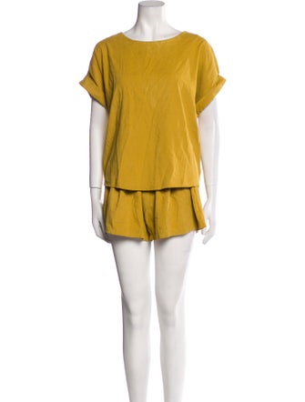 Buru Linen Pleated Accents Short Set