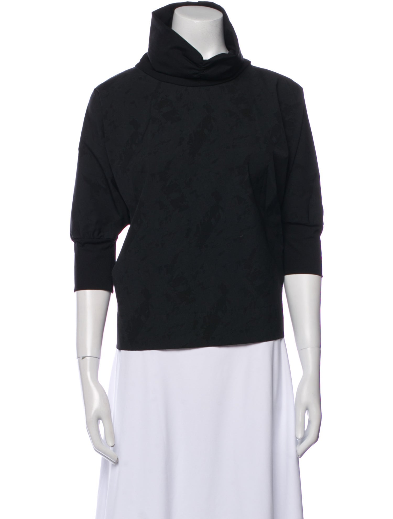 Buru Turtleneck Three-Quarter Sleeve Top