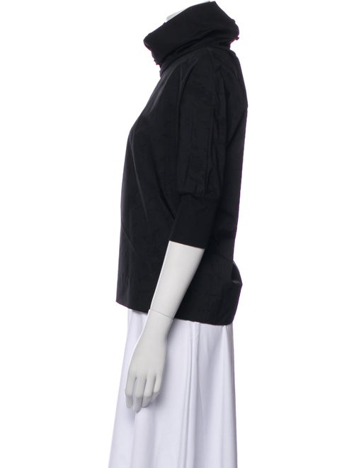 Buru Turtleneck Three-Quarter Sleeve Top