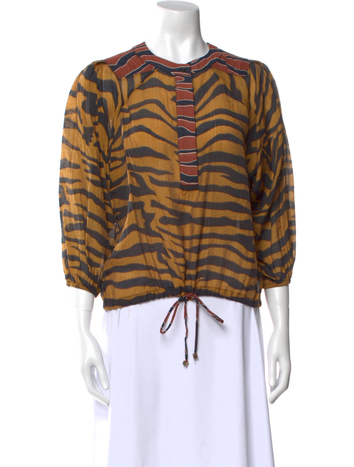 Buru Animal Print Crew Neck Top