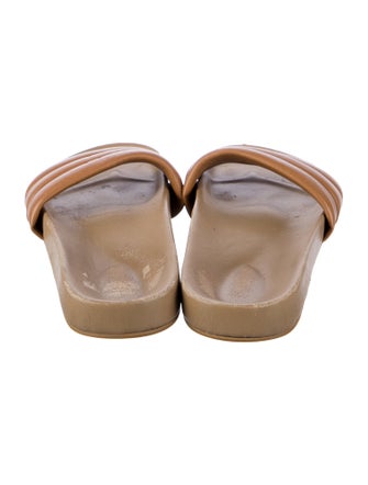 Beatrice Valenzuela Leather Slides