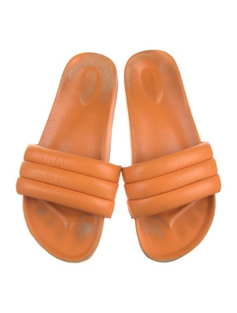 Beatrice Valenzuela Leather Slides