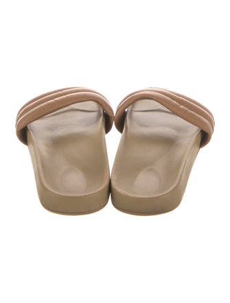 Beatrice Valenzuela Leather Slides