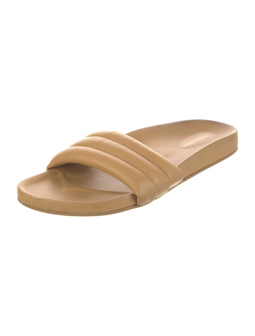 Beatrice Valenzuela Leather Slides