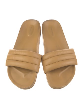 Beatrice Valenzuela Leather Slides
