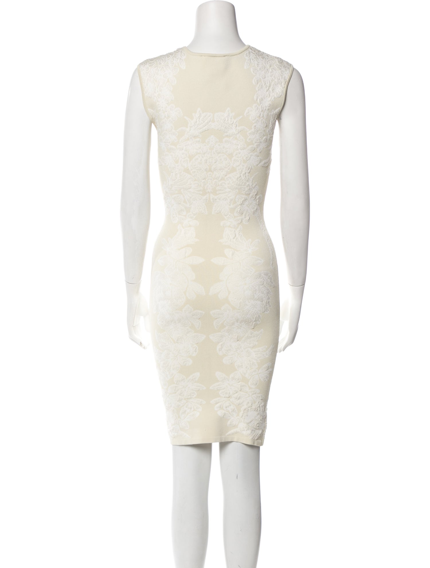 BCBGMaxAzria Runway Lace Pattern Mini Dress - Neutrals Dresses, Clothing - WBX20277 | The RealReal BCBGMaxAzria Runway Lace Pattern Mini Dress - Neutrals Dresses, Clothing - WBX20277 | The RealReal