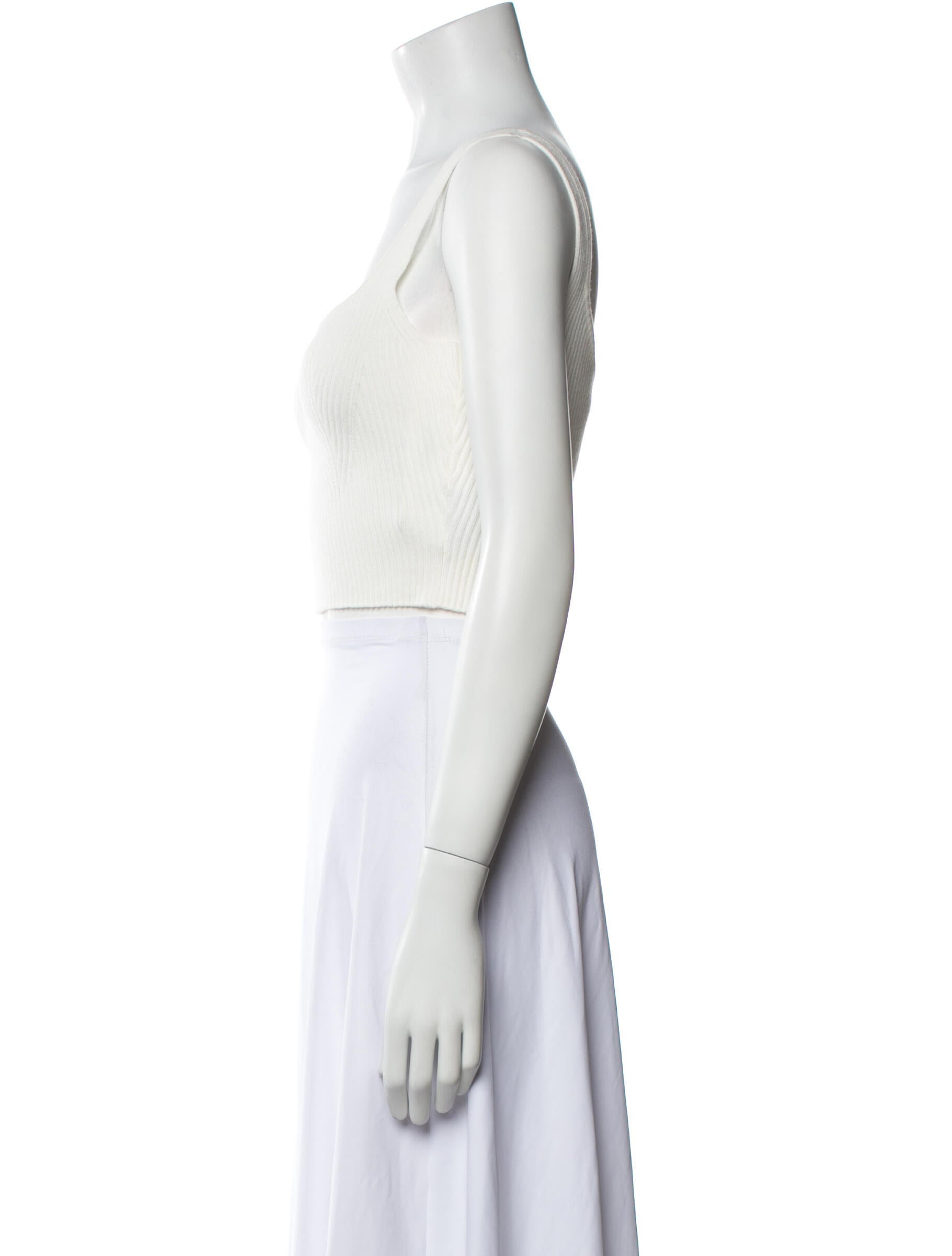 Bazilika V-Neck Sleeveless Crop Top