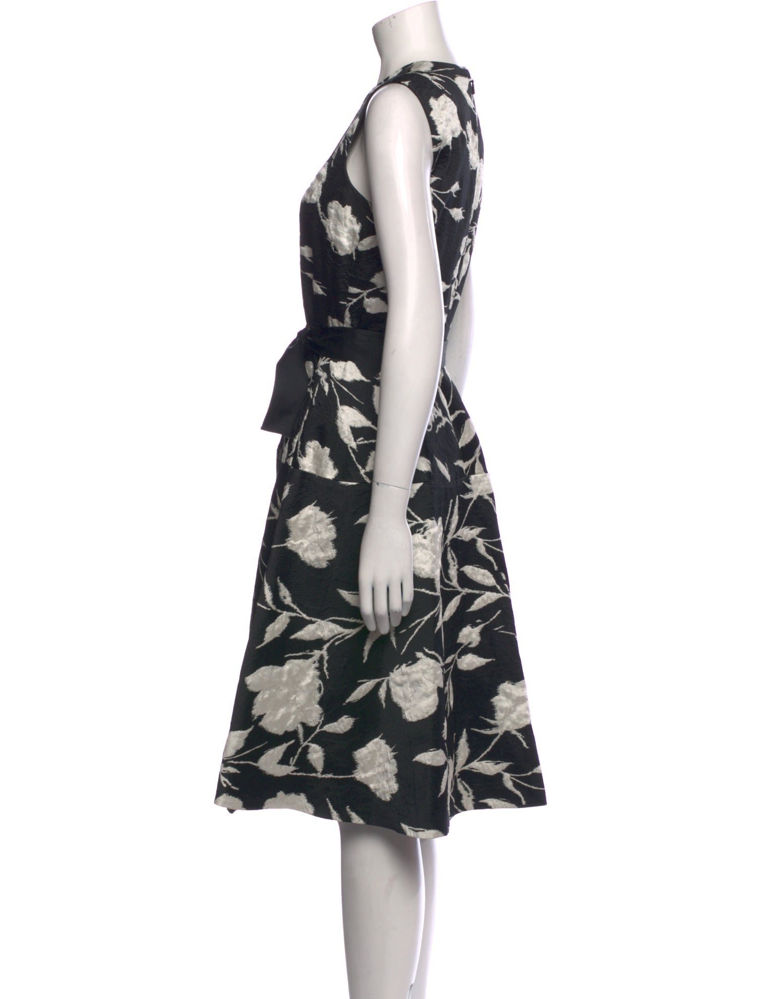 CH Carolina Herrera Floral Print Midi Length Dress