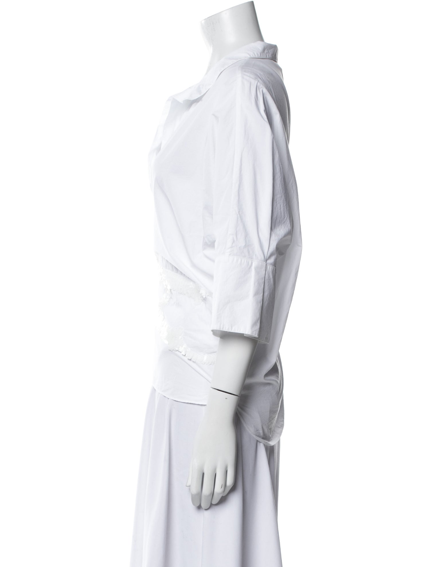 CH Carolina Herrera V-Neck Three-Quarter Sleeve Button-Up Top