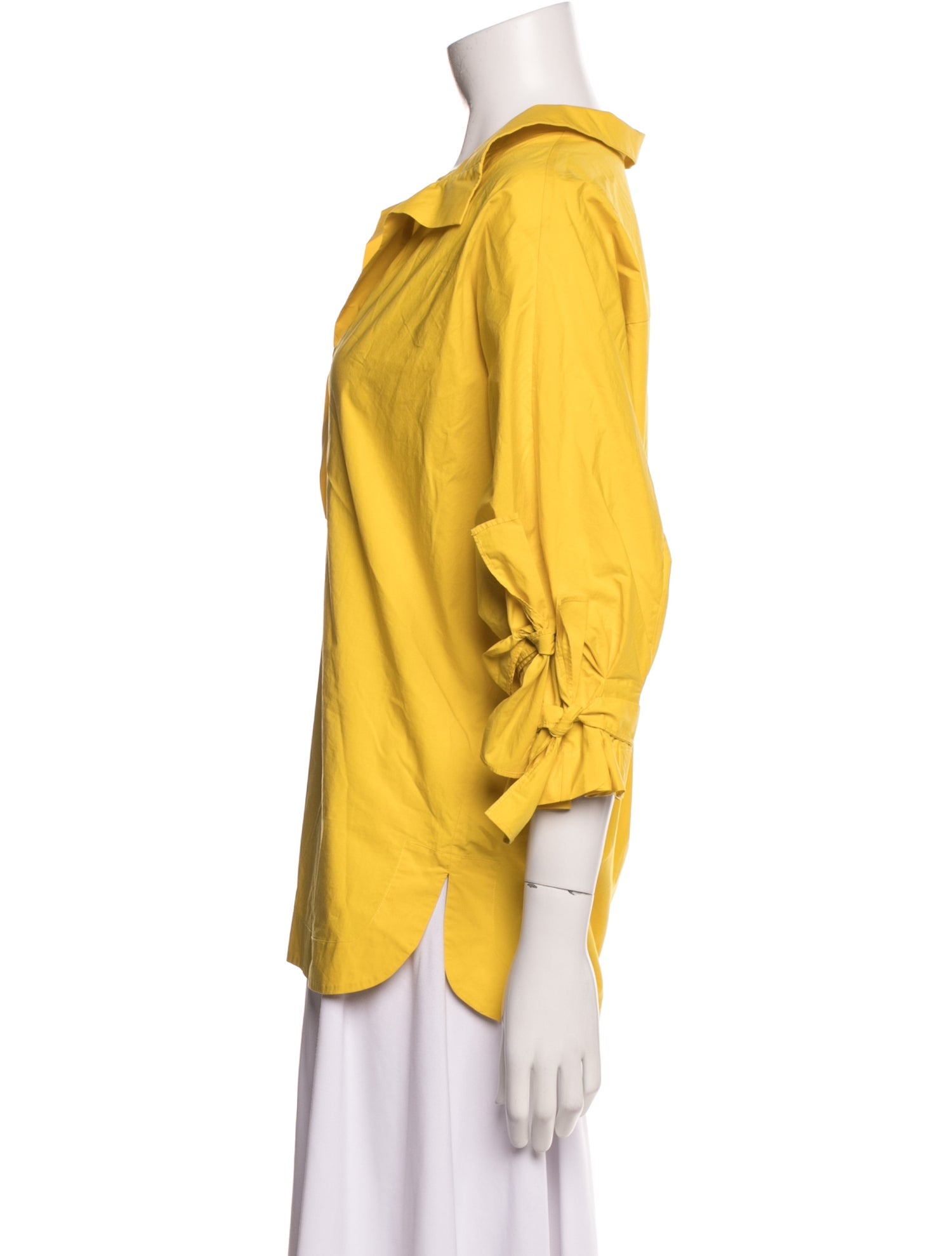 CH Carolina Herrera V-Neck Three-Quarter Sleeve Blouse