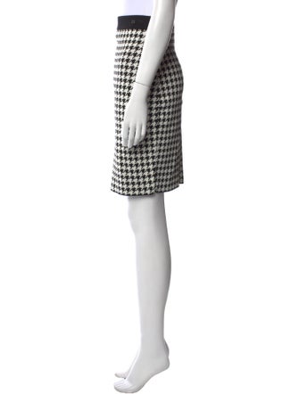 CH Carolina Herrera Houndstooth Print Knee-Length Skirt