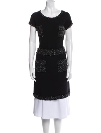 CH Carolina Herrera Crochet Raw-Edge Trim Short Set