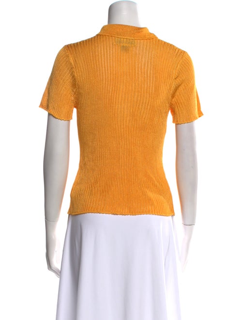 Calle del Mar Mock Neck Short Sleeve Button-Up Top