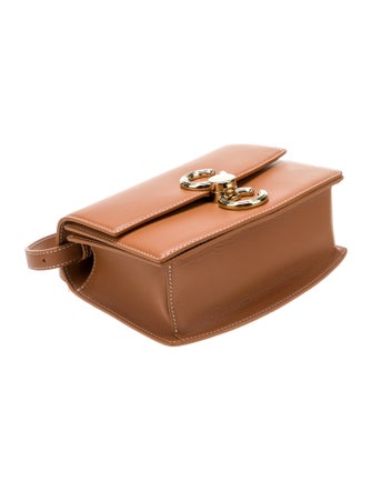 Cafuné Leather Crossbody Bag