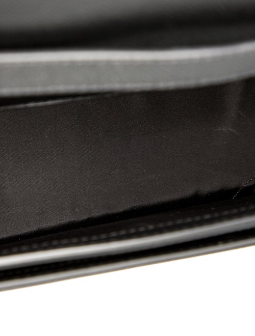 Cafuné Leather Crossbody Bag