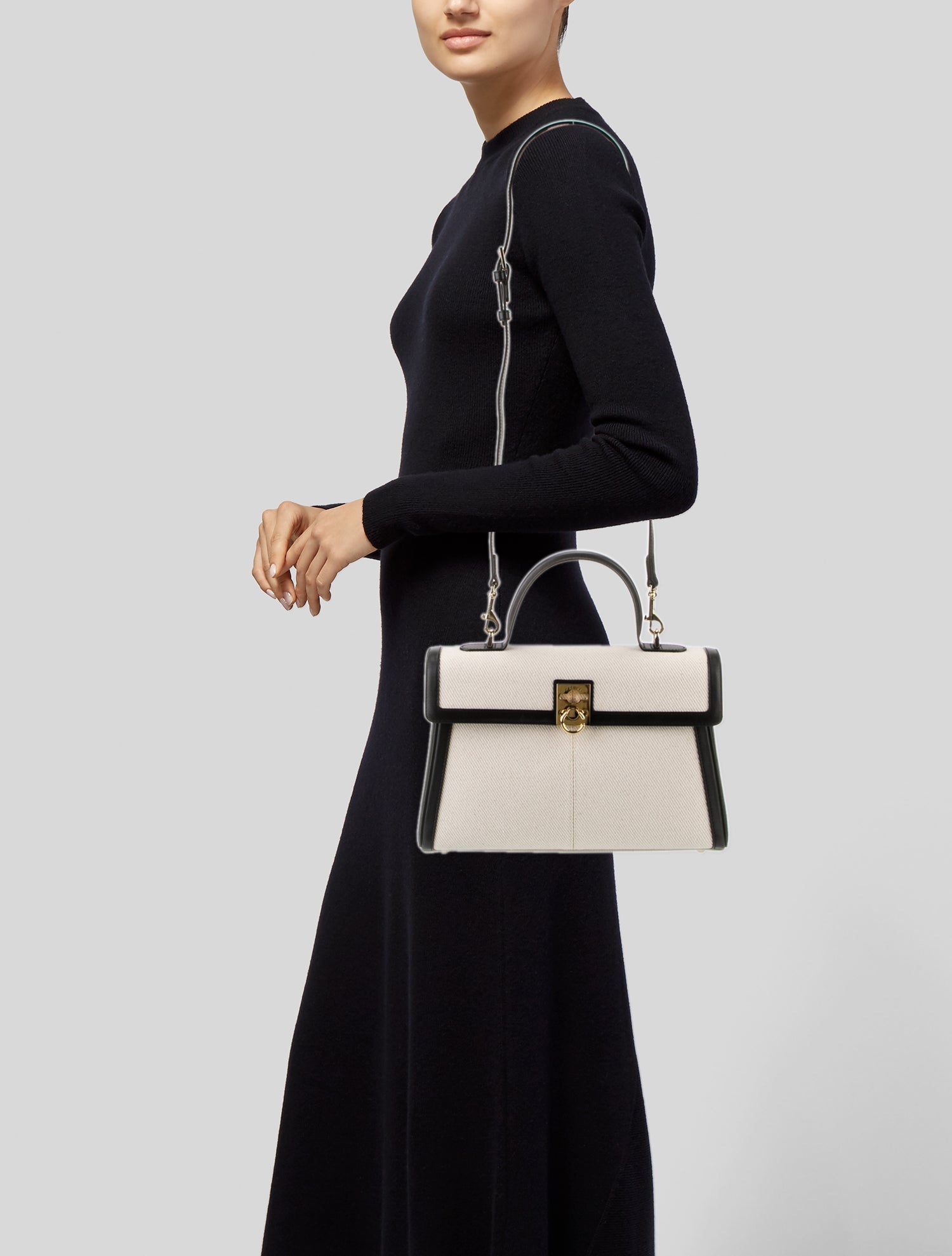 Cafuné Top Handle Bag