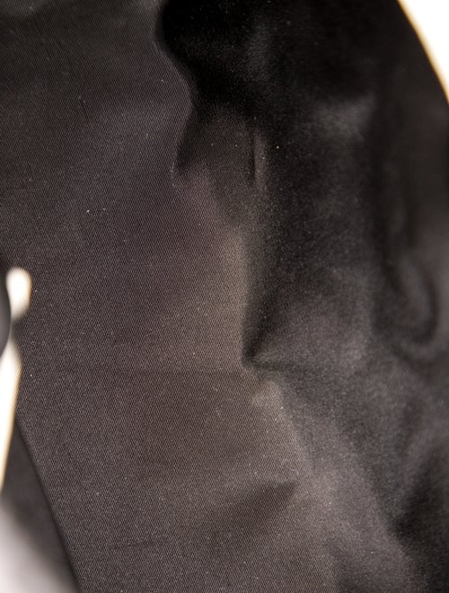 Cafuné Leather Top Handle Bag