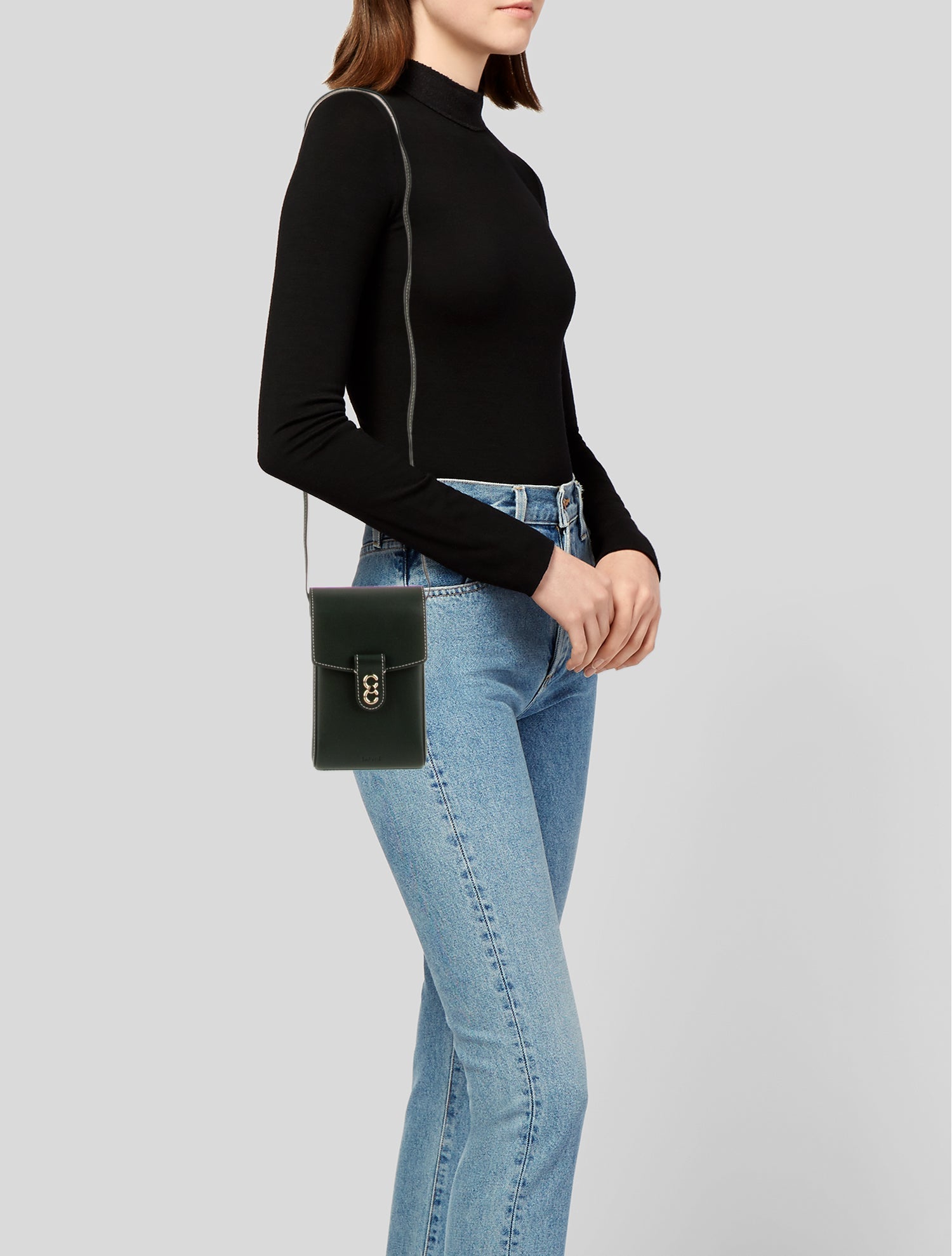 Cafuné Leather Crossbody Bag