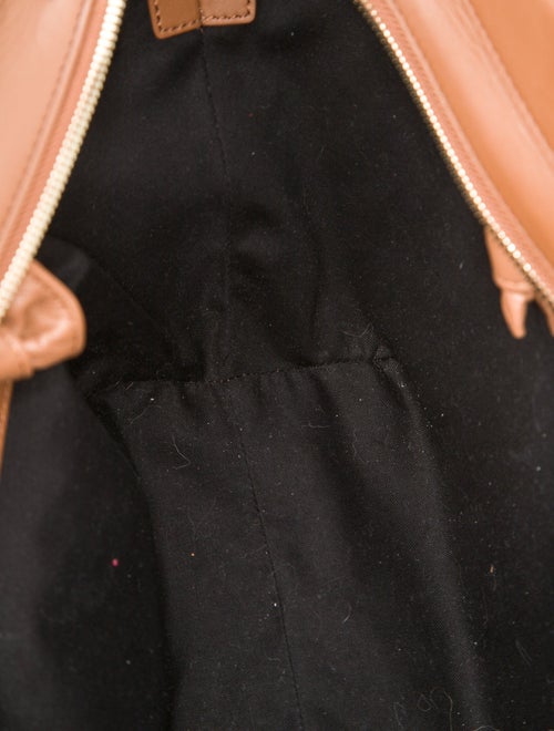 Cafuné Leather Shoulder Bag