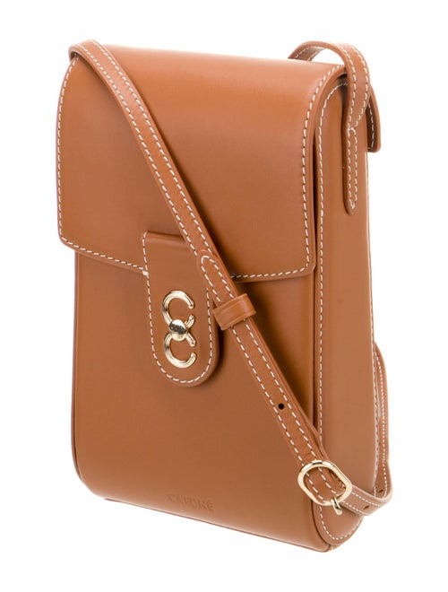 Cafuné Leather Crossbody Bag