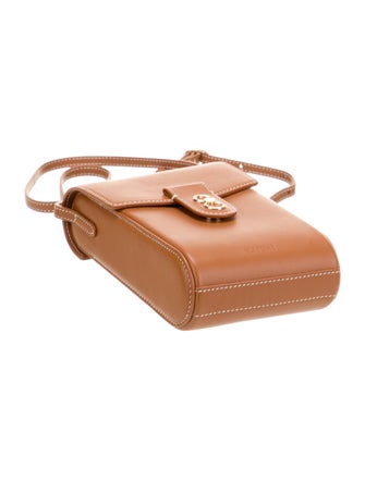 Cafuné Leather Crossbody Bag